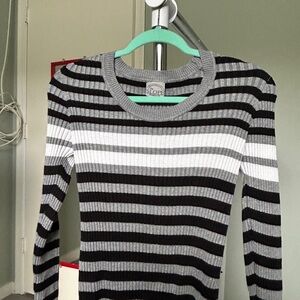 Stripe Pattern Women's Sweater